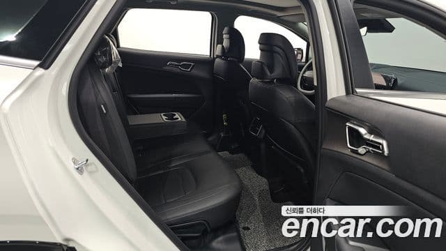 Kia Sportage 2025 — Şəkil 27/34