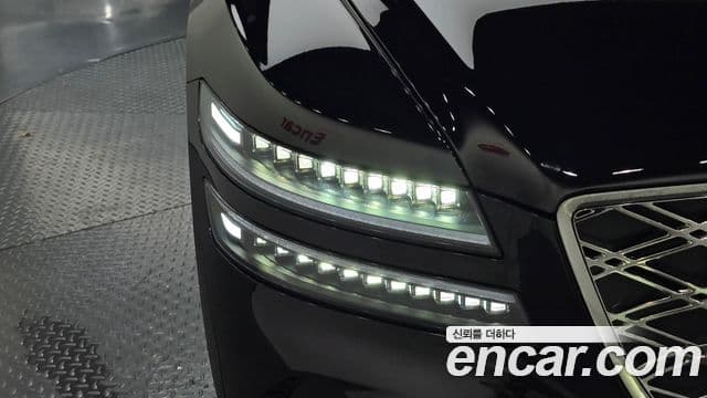 Genesis G80 2024 — Şəkil 18/30