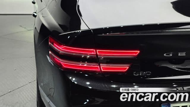 Genesis G80 2024 — Şəkil 20/30