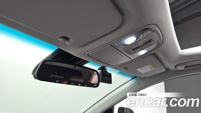 Kia Niro 2021 — Photo 15/20