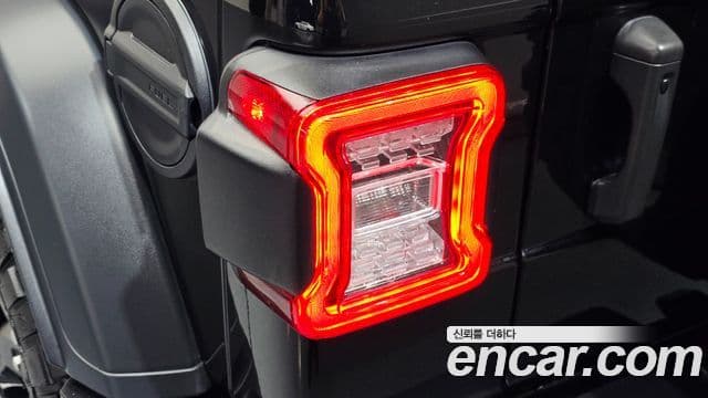 Jeep Wrangler 2023 — Photo 11/30