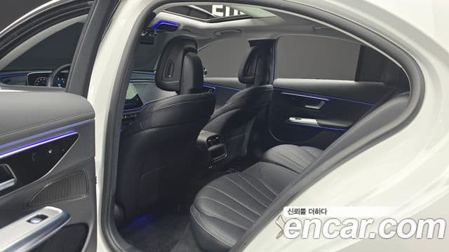 Mercedes-Benz E-Class 2025 — Şəkil 22/31