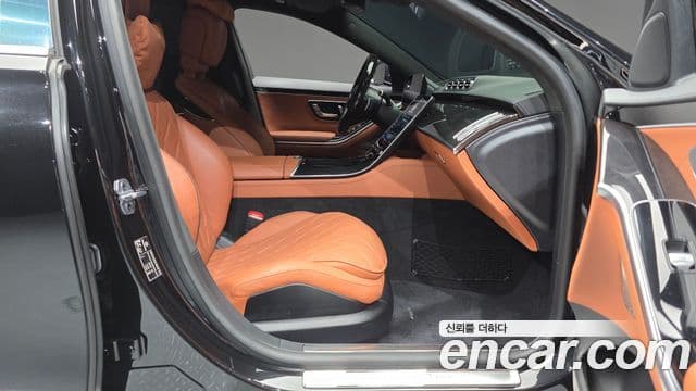 Mercedes-Benz S-Class 2021 — Photo 8/37