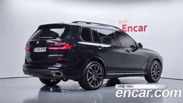 BMW X7 2025 — Photo 8/20