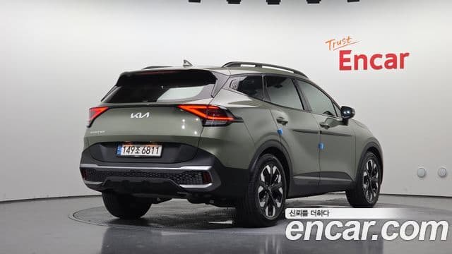 Kia Sportage 2021 — Фото 2/20