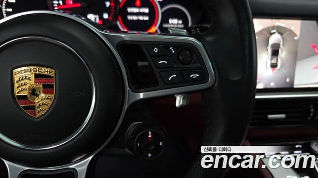 Porsche Cayenne 2022 — Photo 34/34