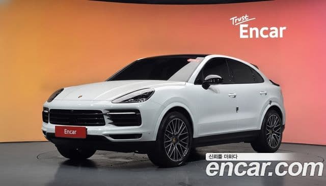 Porsche Cayenne 2022 — Photo 22/34