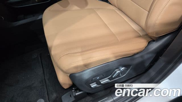 Hyundai Santa Fe 2026 — Şəkil 16/38