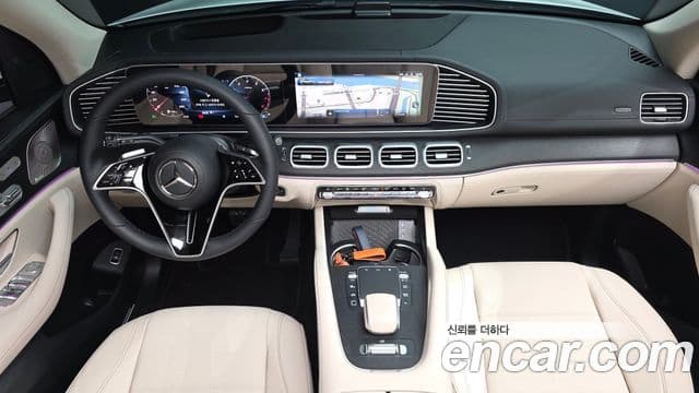 Mercedes-Benz GLE-Class 2026 — Photo 15/20