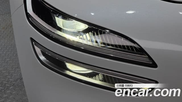 Genesis G70 2022 — Photo 1/31