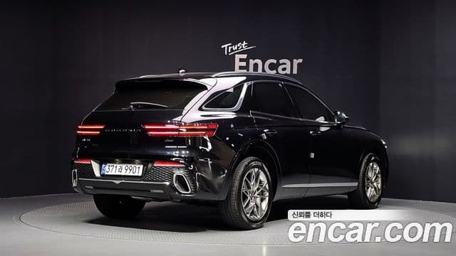 Genesis GV70 2022 — Şəkil 12/20
