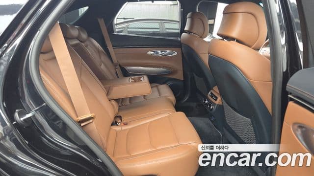 Genesis GV70 2022 — Şəkil 14/20