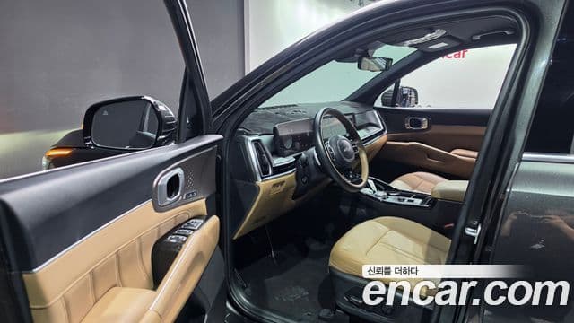 Kia Sorento 2023 — Фото 10/20