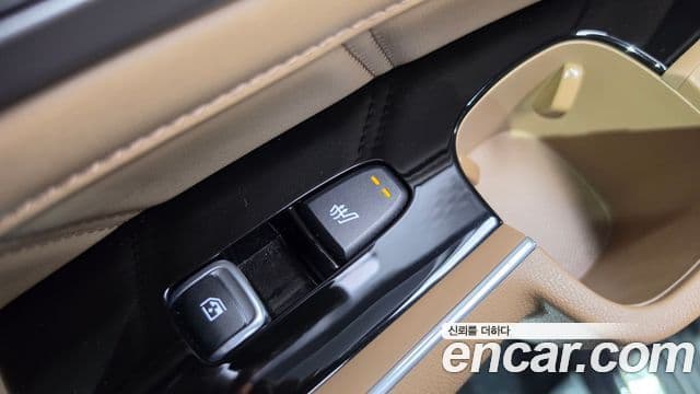 Kia Sorento 2023 — Фото 20/20