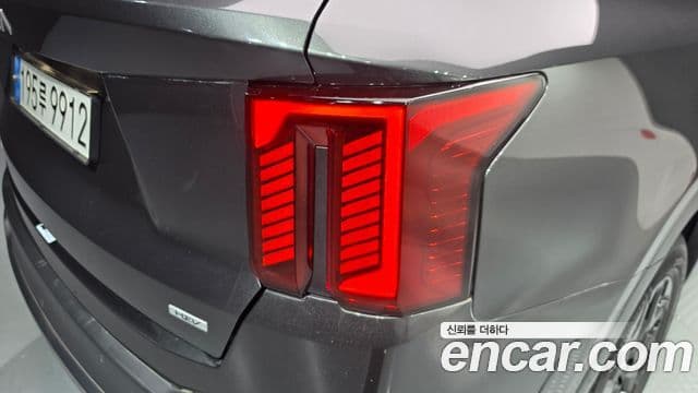 Kia Sorento 2023 — Şəkil 21/30