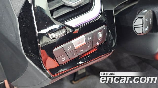 BMW Z4 2025 — Photo 4/32