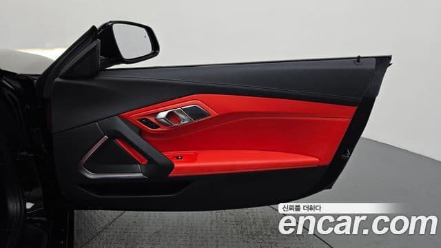 BMW Z4 2025 — Photo 15/32