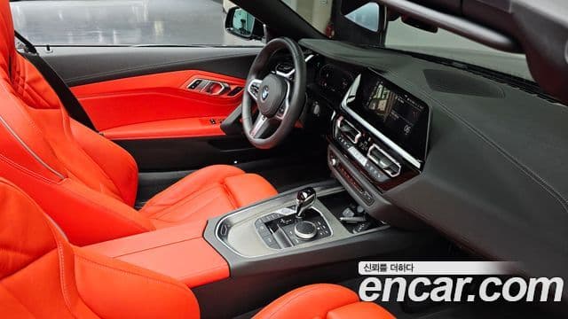 BMW Z4 2025 — Photo 24/32