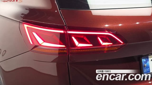 Volkswagen Touareg 2023 — ფოტო 40/41