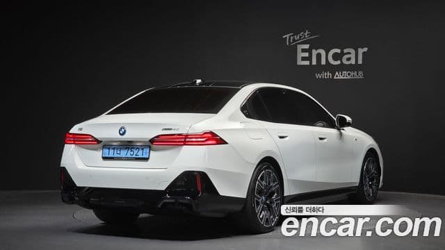 BMW i5 2025 — ფოტო 7/35