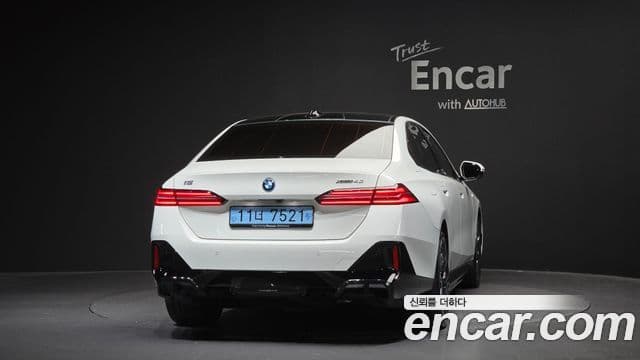 BMW i5 2025 — ფოტო 11/35