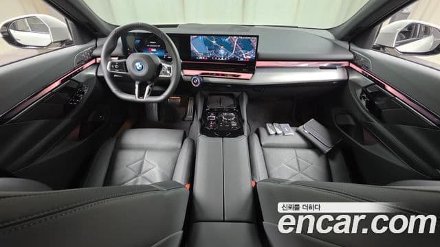 BMW i5 2025 — ფოტო 28/35