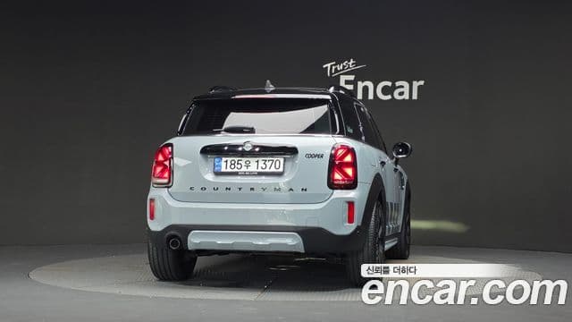 Mini Cooper Countryman 2022 — Фото 4/20