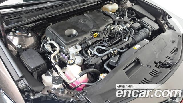 Toyota Camry 2021 — Photo 26/32