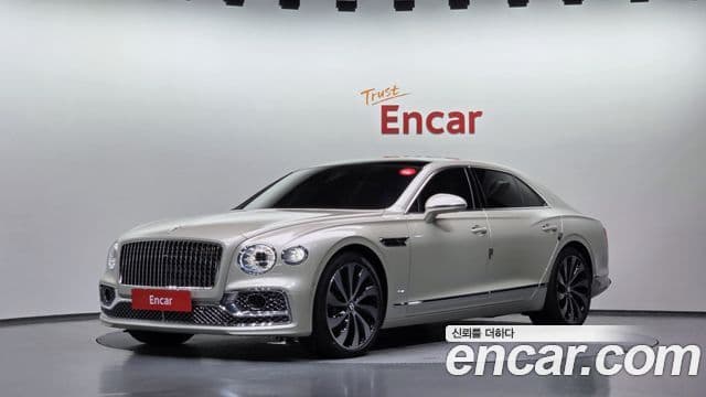Bentley Flying Spur 2023 — Фото 20/20