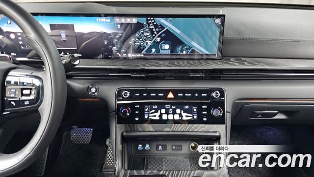 Genesis GV80 Coupe 2025 — Фото 12/20