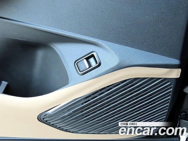 Renault Samsung Grand Koleos 2025 — Photo 8/20