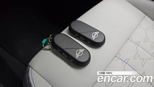 Mini Cooper S Countryman 2025 — Photo 18/36