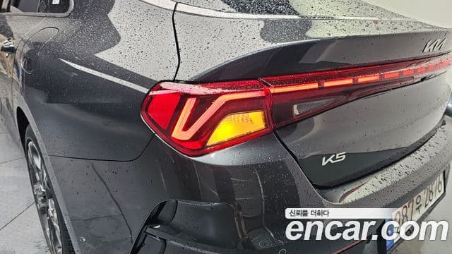 Kia K5 2023 — Şəkil 4/30