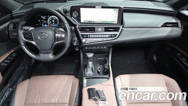 Lexus ES300h 2025 — Фото 7/20