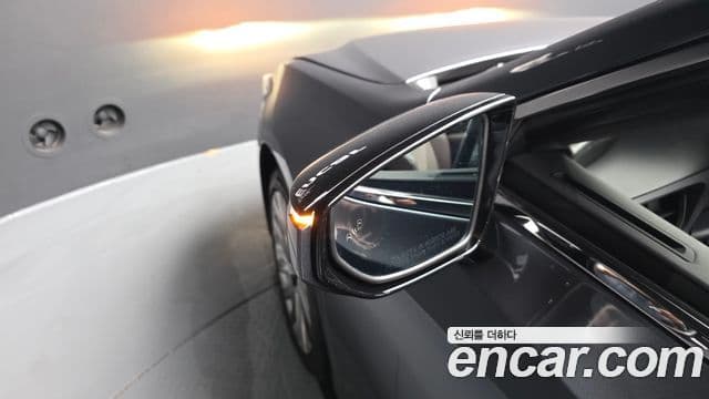 Lexus ES300h 2025 — Photo 42/46