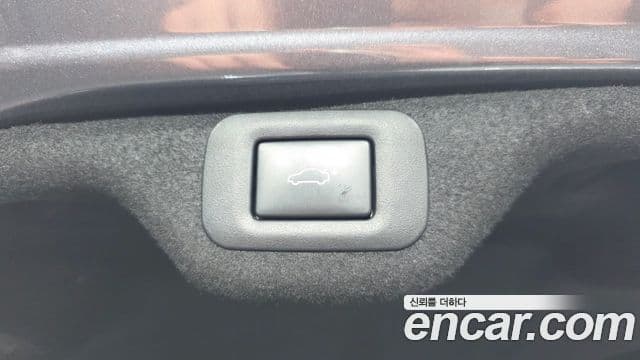 Lexus ES300h 2025 — Photo 46/46
