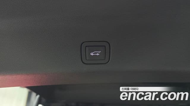 Cadillac Escalade 2025 — Photo 21/38