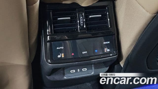 Renault Samsung Grand Koleos 2025 — Фото 19/20