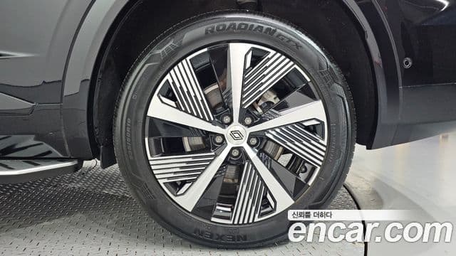 Renault Samsung Grand Koleos 2025 — Photo 19/33