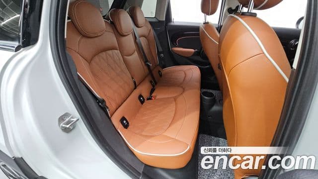 Mini Cooper S 2022 — Photo 12/36