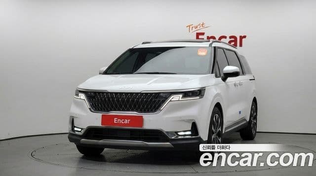 Kia Carnival 2022 — Фото 3/20