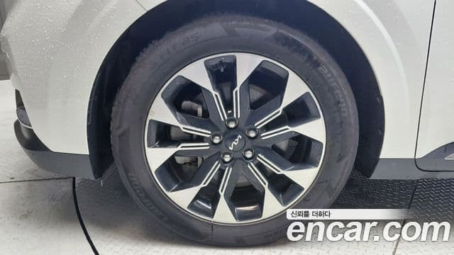 Kia Carnival 2022 — Фото 5/20