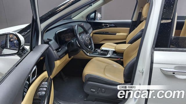 Kia Carnival 2022 — Фото 10/20