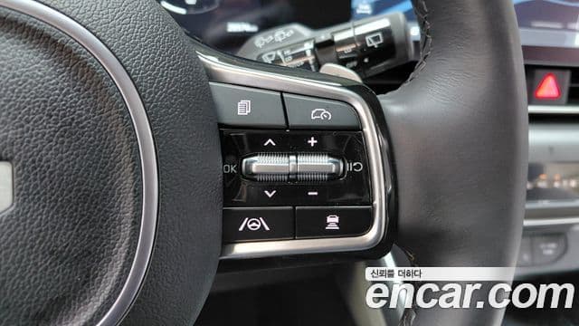 Kia Carnival 2024 — Фото 16/20