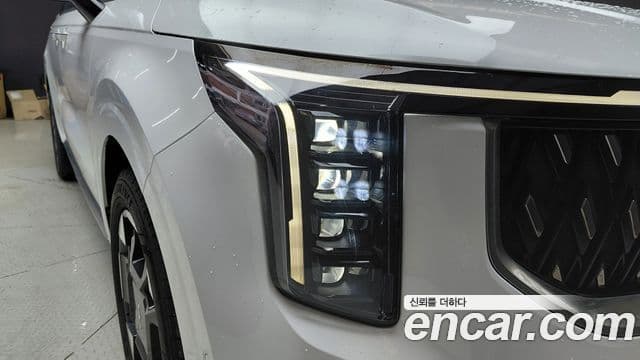Kia Carnival 2024 — Şəkil 12/31