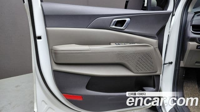 Kia Carnival 2024 — Şəkil 14/31