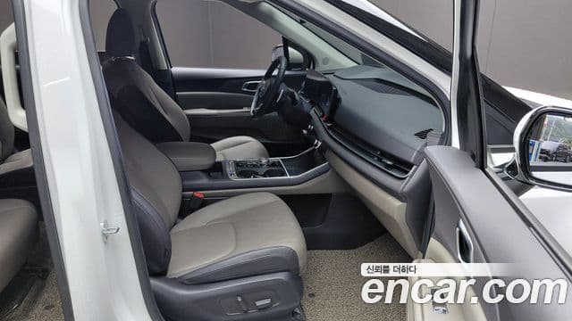 Kia Carnival 2024 — Şəkil 31/31