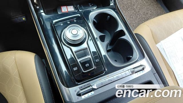 Kia Carnival 2023 — Фото 9/20