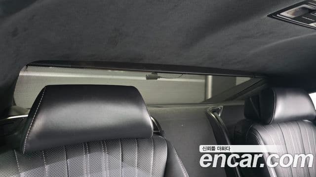 Lexus LS500h 2018 — Şəkil 16/20