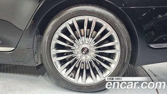 Kia The K9 2018 — Şəkil 20/34